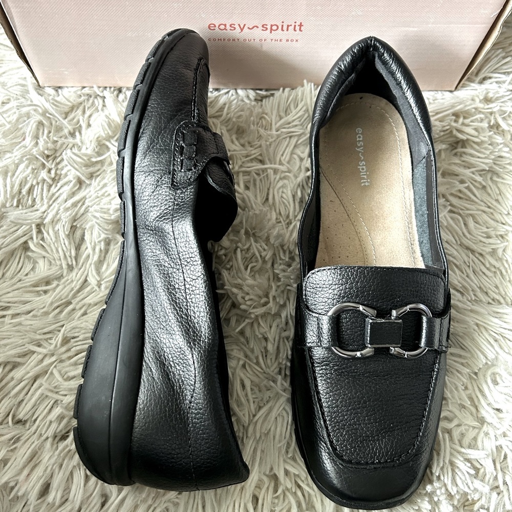 Easy Spirit Avienta size 9
